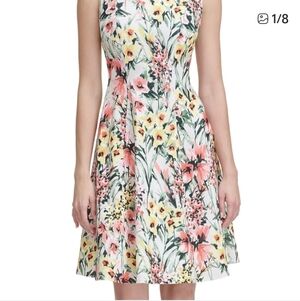 🌼 *Host Pick* Tommy Hilfiger floral dress